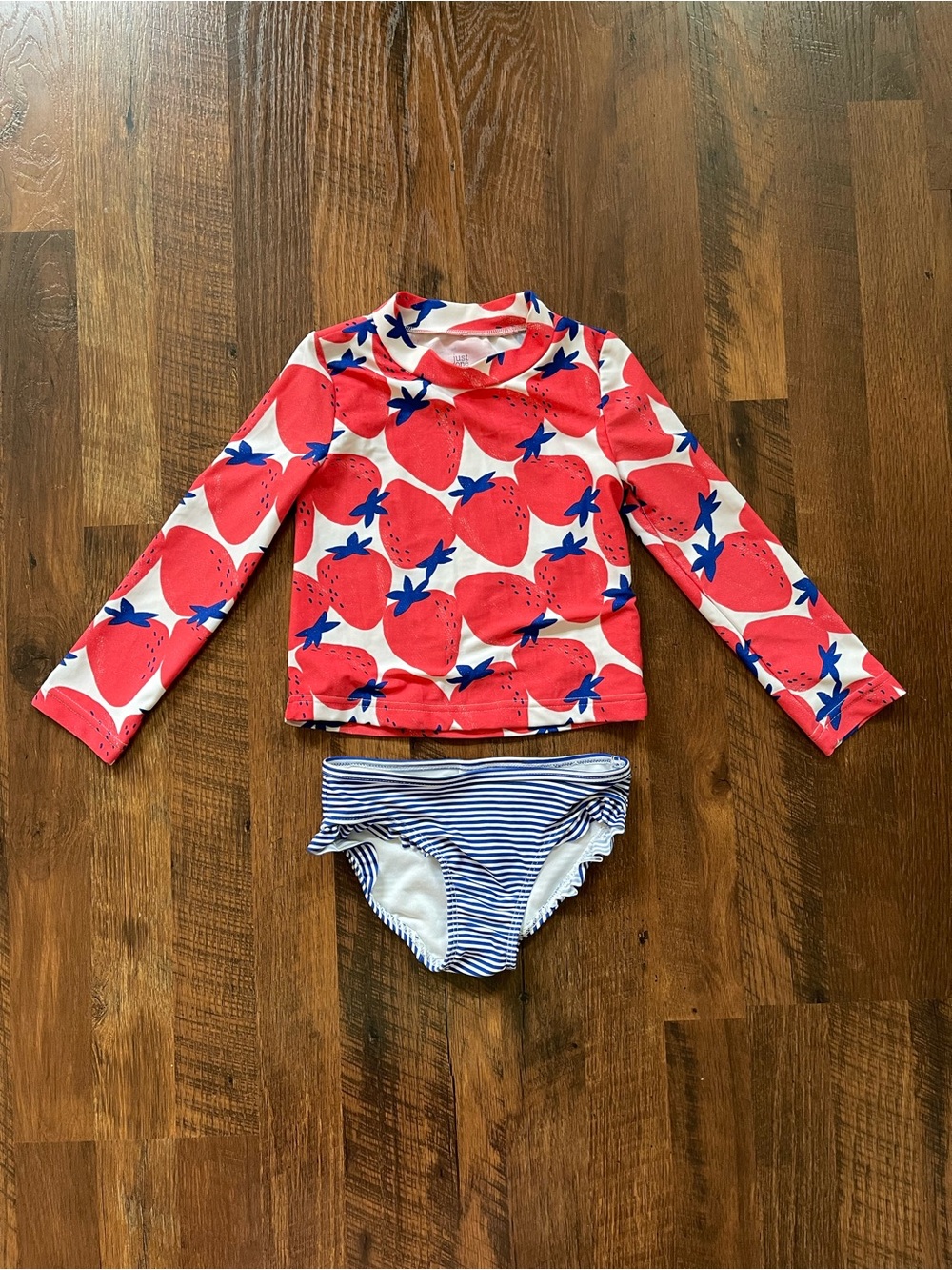 Girls Long Sleeve Rash Guard Swim Set - Floral & Strawberry - Picture 2 of 7